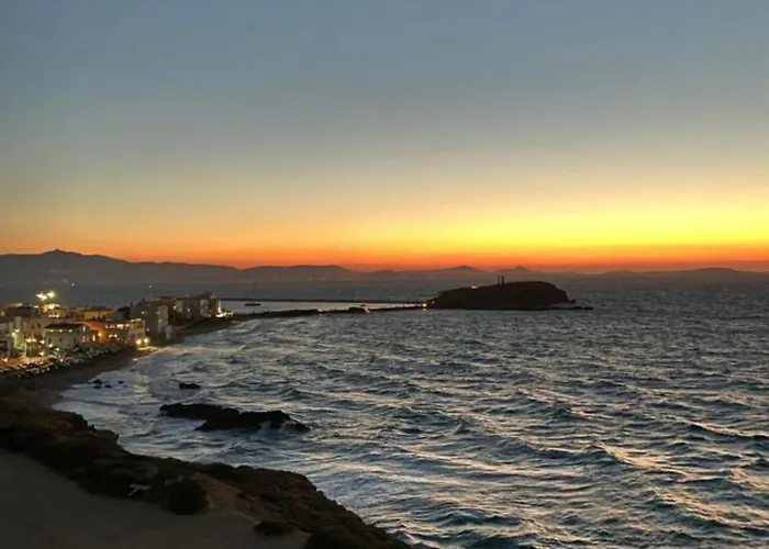 Irida Holiday Home