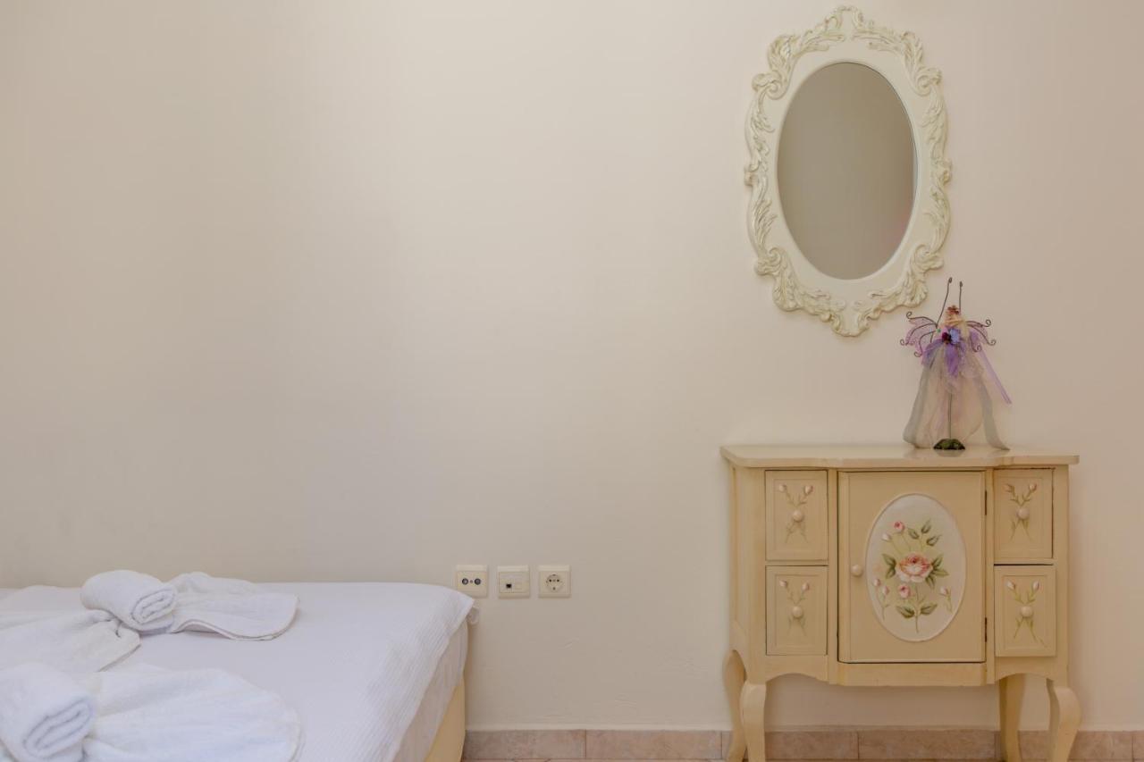 Apartment Irida